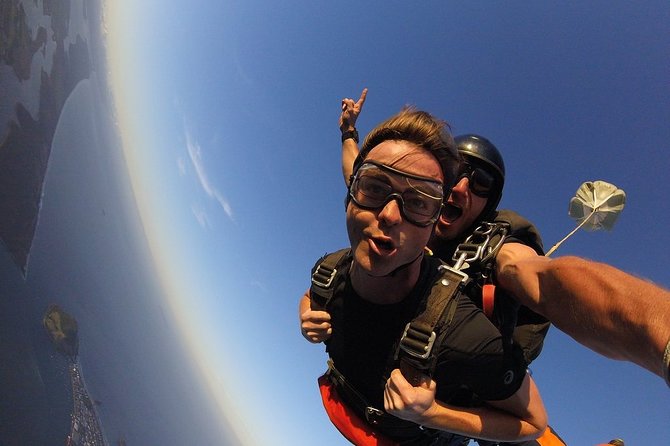 15,000ft Tandem Skydive in Bay of Plenty - The Main Drawbacks to Consider