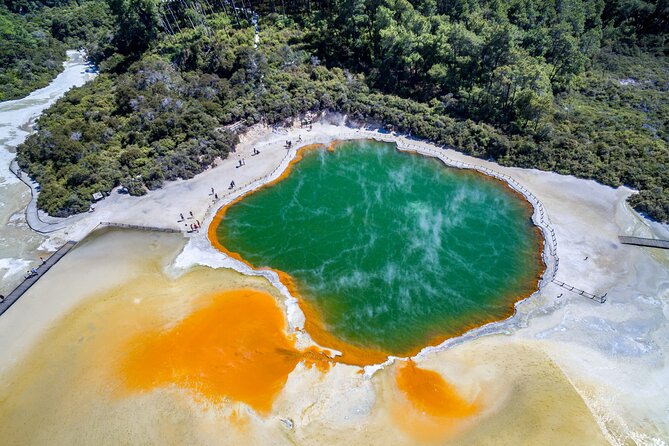 2 Day Tour Auckland to Hobbiton, Waitomo, Rotorua and Taupo - Rotorua After the Green Hills