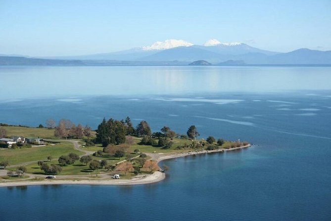 3-Day Hobbiton, Rotorua, Whakarewarewa, and Waitomo Tour - Five details that shape the experience