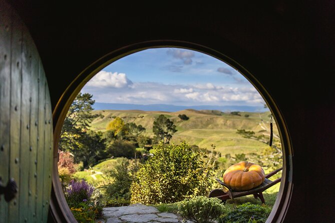 4-Day Auckland to Wellington via Rotorua Tour - Should you book this Auckland to Wellington tour?