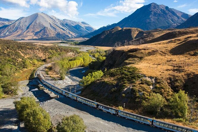 4 Day Tour to Milford Sound, Mount Cook & More from Auckland - Aoraki Mount Cook and the choice of a short hike