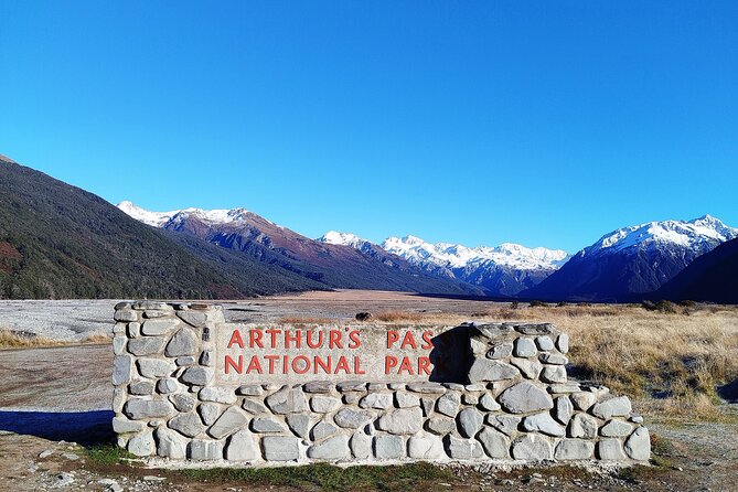 4 Day Tour to Milford Sound, Mount Cook & More from Christchurch - Day four: Te Anau glowworms and Queenstown