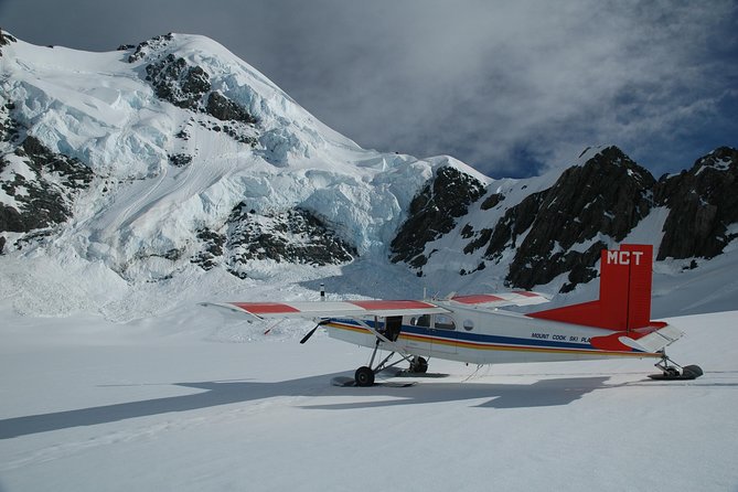 45-Minute Mount Cook Ski Plane and Helicopter Combo Tour - The Tasman Glacier landing is the heart of the trip