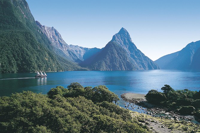 5 Day South Island Circut: Trains, Glaciers and Milford Sound from Christchurch - Day 2: Franz Josef heli hike