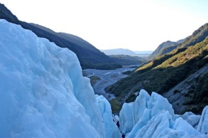 5-Day South Island Tour from Christchurch - Day One: Canterbury Plains to Mt Cook and Queenstown