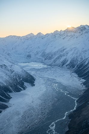 55 minute Grand Circle Ski Plane - Under Aoraki Mount Cook’s east face