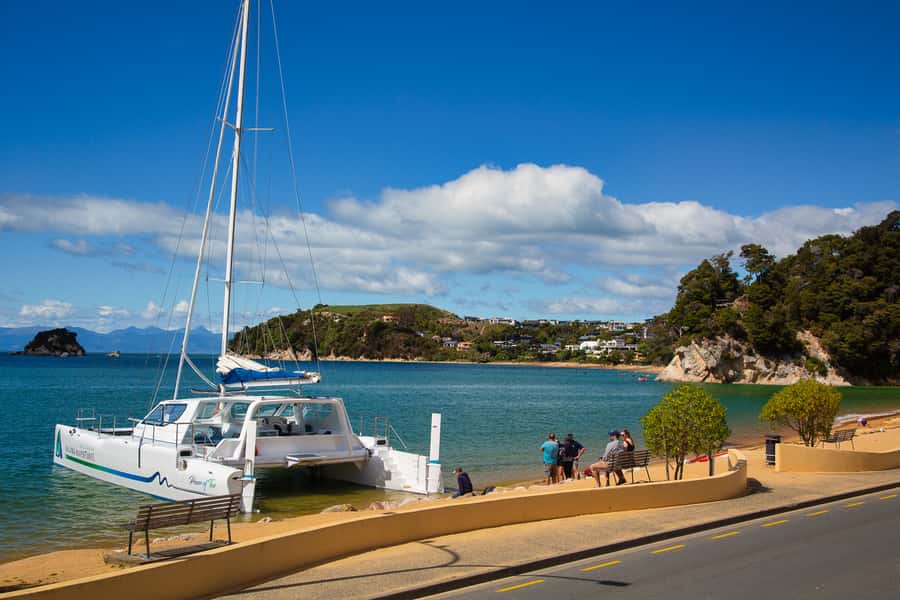 Abel Tasman National Park: Cruise, Walk & Sailing Tour - Starting at Kaiteriteri Beach