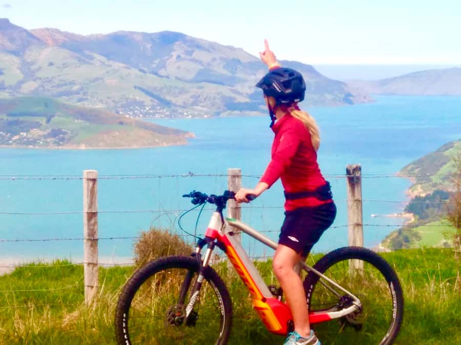 Akaroa Explorer: Guided Electric Mountain Bike Tour - Coastal roads and open Pacific views