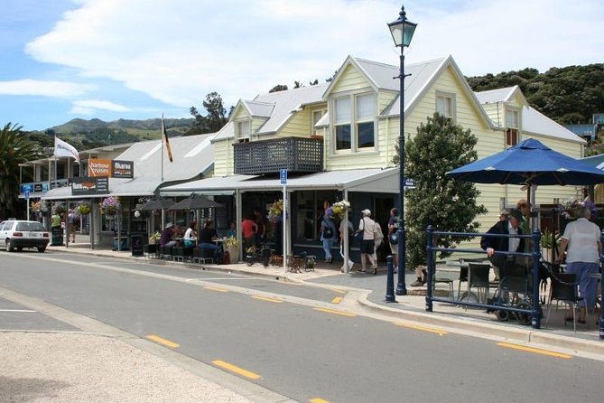 Akaroa Full Day Sightseeing Tour from Christchurch - Lunch: pay extra for convenience or make your own choice