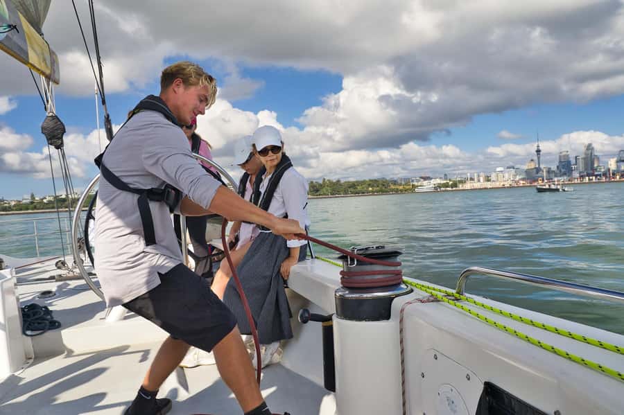 America’s Cup 2-Hour Sailing Experience Waitemata Harbour - Practical tips for a better two hours
