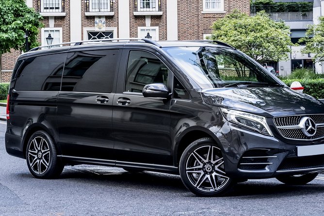 Arrival Transfer: Auckland Airport to Auckland Central City Centre - Hotel drop-off in central Auckland