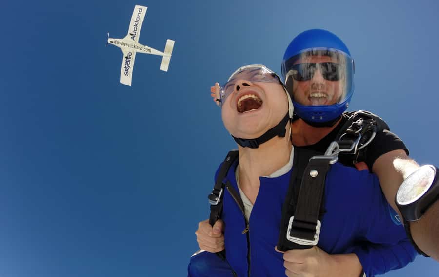 Auckland: 13000, 16000, or 18000-Foot Tandem Skydive - The aircraft ride gives you time to look around