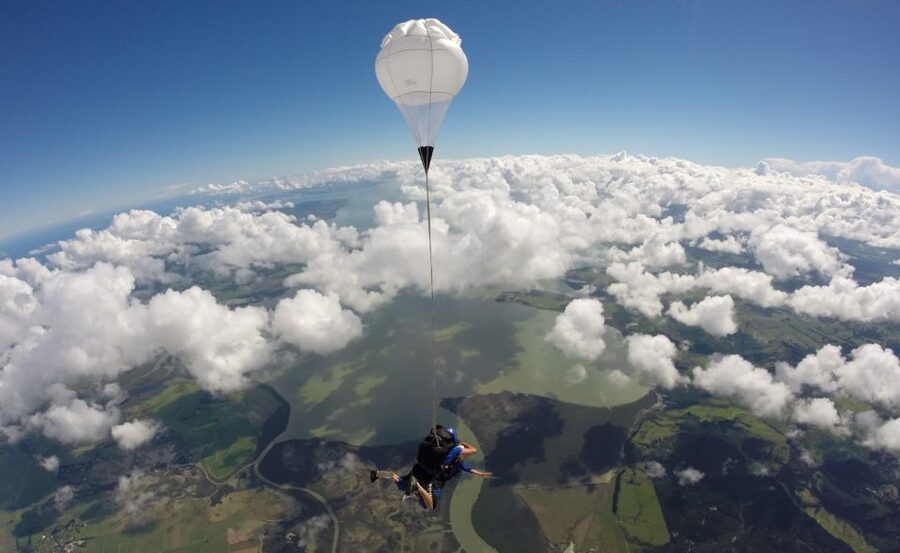 Auckland: 13000, 16000, or 18000-Foot Tandem Skydive - The door opens, and the real decision arrives