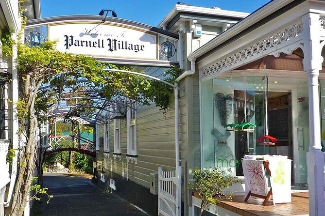 Auckland: City Highlights Private Tour - Bastion Point and the MJ Savage Memorial