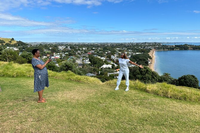 Auckland City Top Spots Half Day Private Tour - Holy Trinity Cathedral and Pacific-Gothic Design