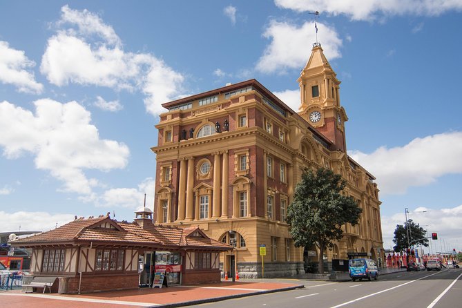 Auckland City Tour & Kumeu Wine Country Includes Wine Tastings & Lunch - Why this Auckland day tour works so well