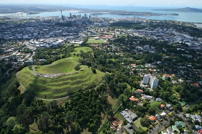 Auckland City Volcano & Scenic Highlights Tour - Britomart and Albert Park add city character