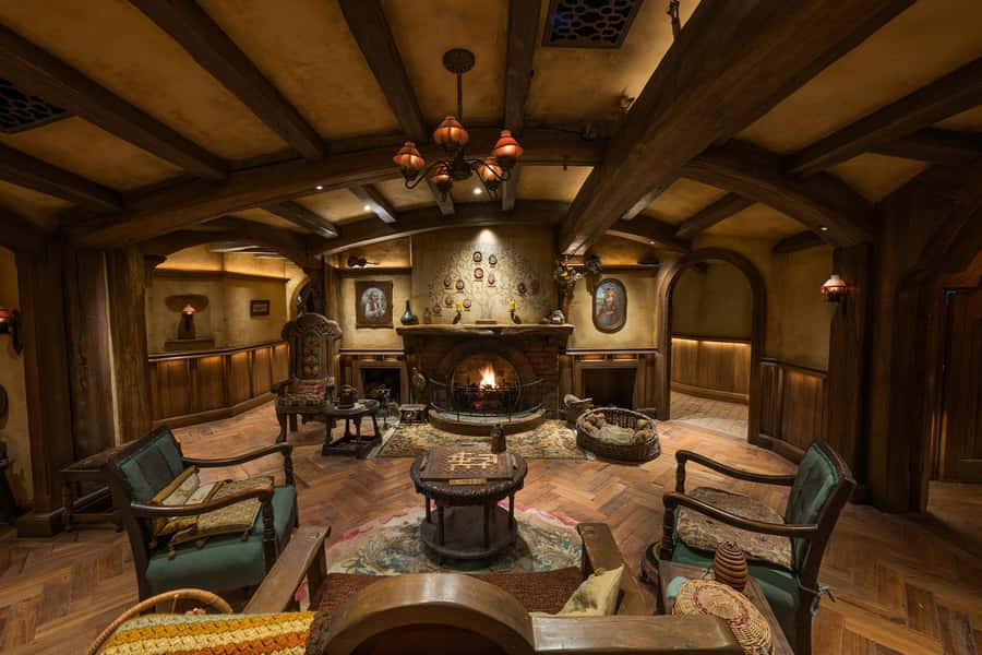 Auckland: Hobbiton Movie Set Day Trip with Festive Lunch - The gift shop and the time pressure