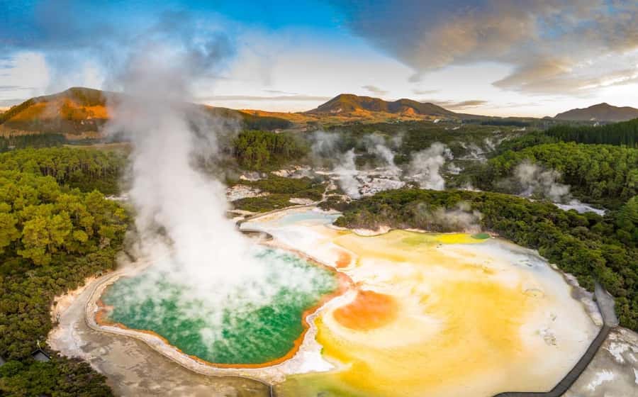 Auckland: Hobbiton, Rotorua and Wai-O-Tapu Day Tour - Key points to know before booking