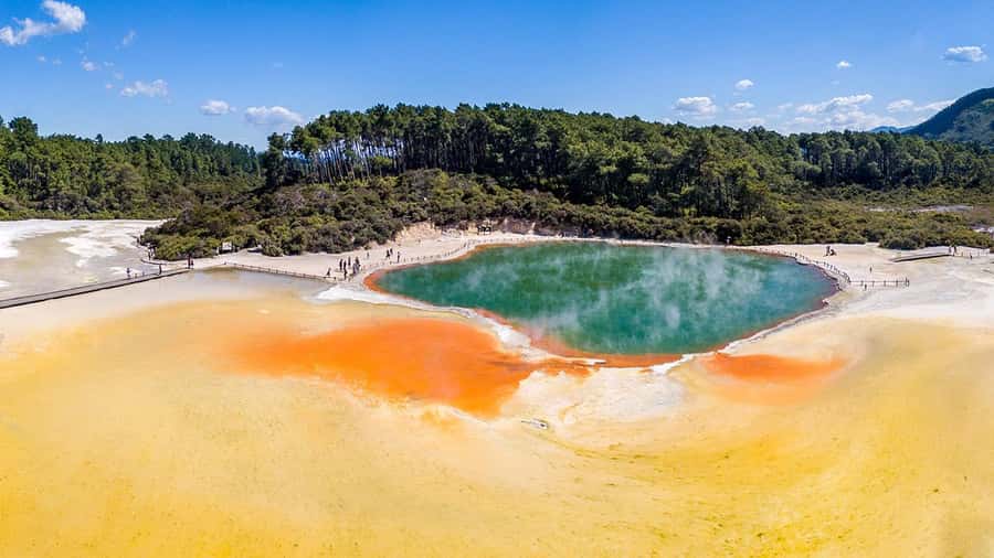 Auckland: Rotorua Highlights Tour with Wai-O-Tapu & Hot Tubs - What to pack and how to prepare