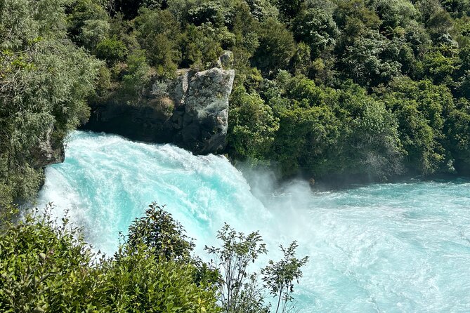 Auckland: Rotorua, Taupo, Waiotapu & Huka Falls Private Trip - Price, private value, and group size