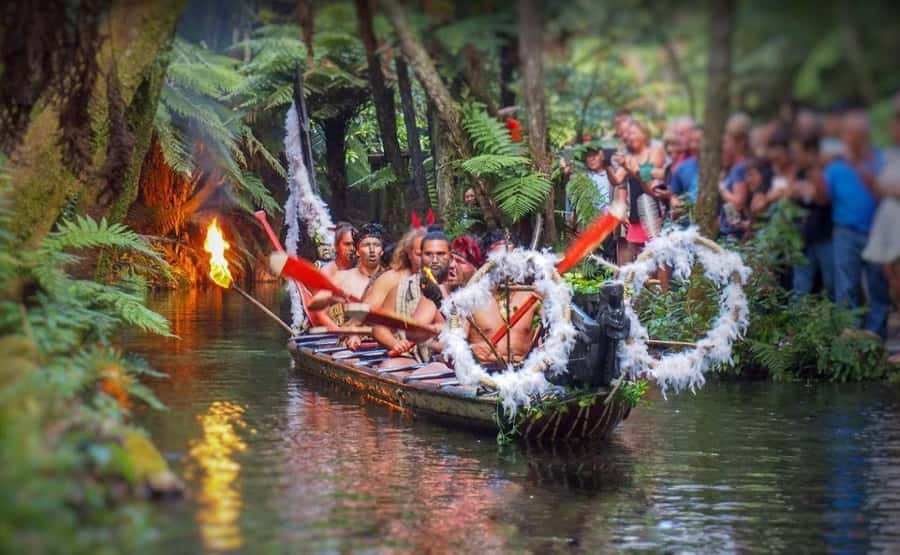 Auckland: Rotorua Tour with Mitai Māori Village & Wai-O-Tapu - Hangi Lunch and the Practical Food Question