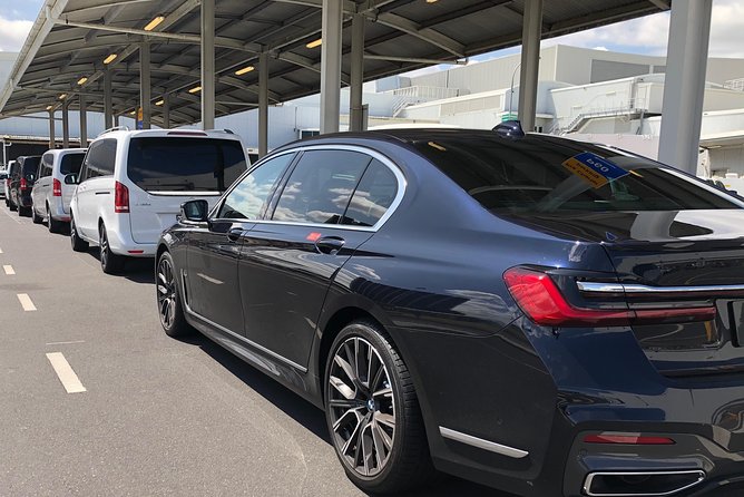 Auckland's premium luxury transfers from/to Airport / North Shore - The route to Auckland CBD or the North Shore