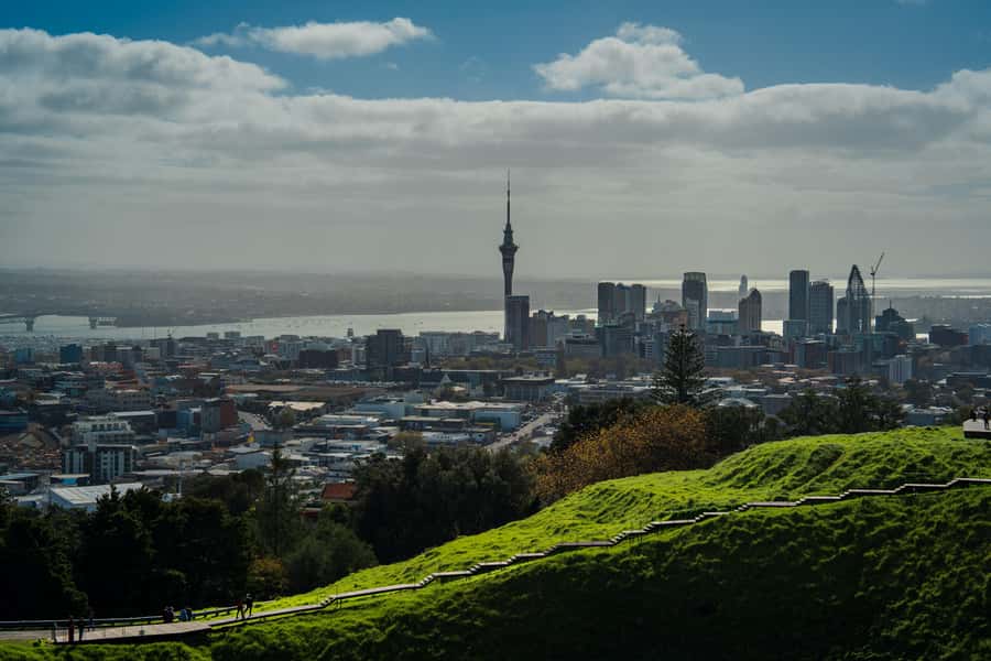 Auckland Scenic Half-Day City Sightseeing Tour - Mission Bay, St Heliers, and Achilles Point