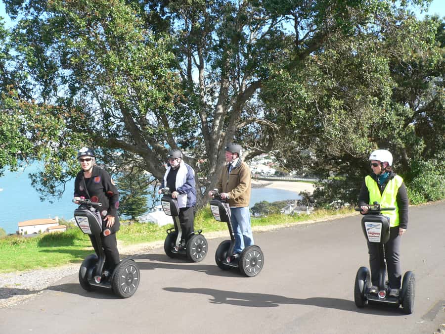 Auckland: Segway to North Head Volcano Summit - Free time near the beach and Rangitoto