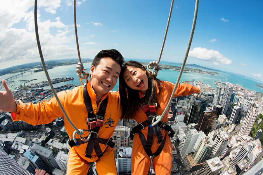 Auckland: Sky Tower SkyWalk - 192m High Edge Walk - Walking the 1.2m ledge at 192m