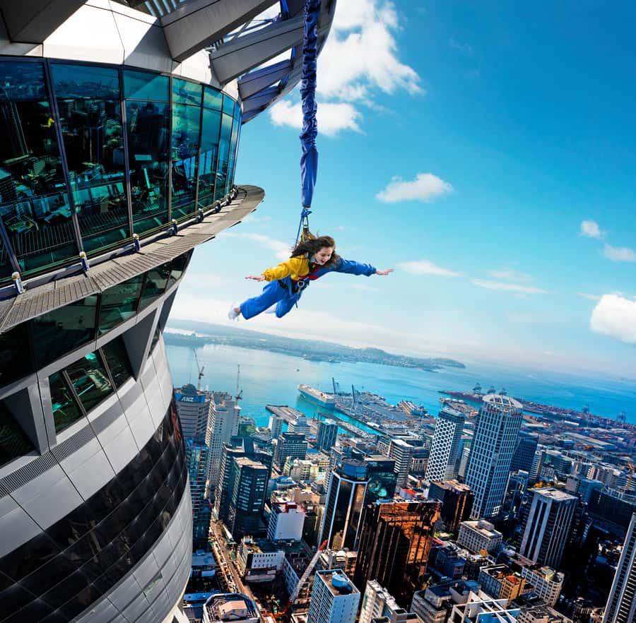 Auckland: SkyJump & SkyWalk Combo - Getting ready for 192 metres above Auckland