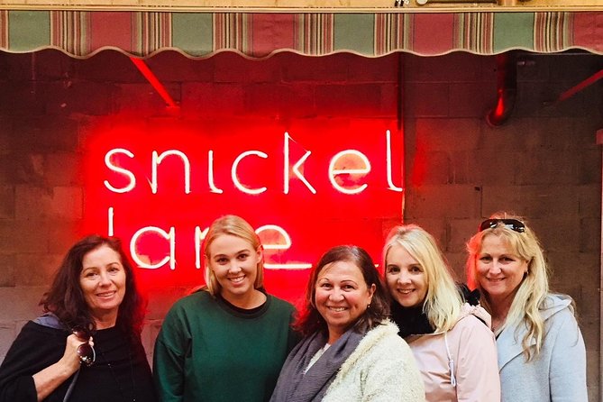 Auckland Small-Group Walking Tour with Treats - From Queens Arcade to Britomart