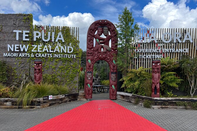 Auckland: TE PUIA Rotorua, Polynesian Spa & Blue Springs Day Tour - Key points to know before booking