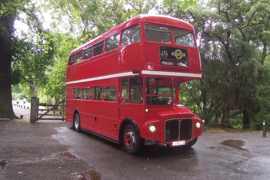Auckland: Vintage Double-Decker Bus Sightseeing Tour - Why the old Routemaster is the real attraction
