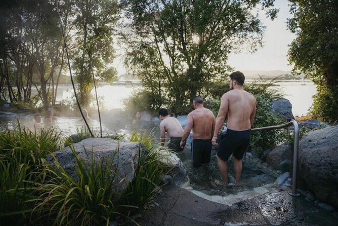 Auckland: Wai-O-Tapu, Polynesian Spa & Maori Haka Day Tour - The ride back to Auckland