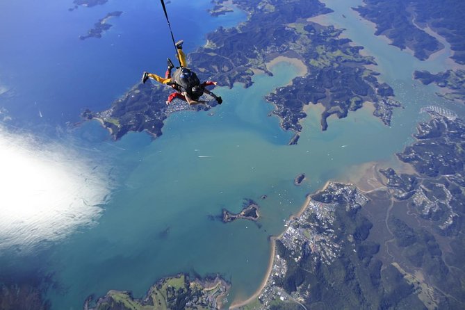 Bay of Islands: 12,000ft Skydive - Key points before you book