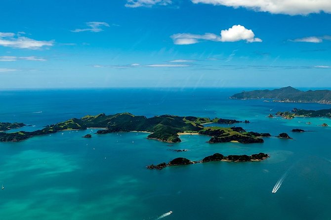 Bay of Islands 2-Day Small Group Tour & Cruise from Auckland - Lunch at Opononi and the Hokianga Harbour