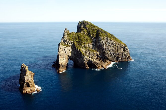 Bay of Islands Cruise & Island Tour - Snorkel, Hike,Swim,Wildlife - Roberton Island and the Twin Lagoons lookout