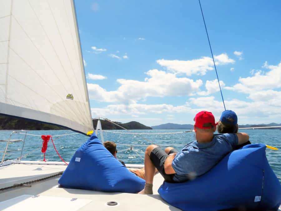 Bay of Islands: Day Sailing Cruise with Island Stop & Lunch - The two-hour island stop gives you choices