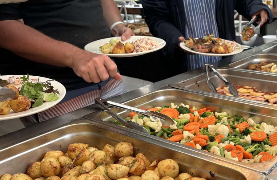 Bay of Islands: Discover the Bay Cruise with Island Lunch - Starting at Paihia Wharf