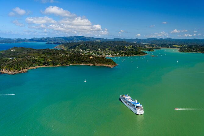 Bay of Islands Explorer Experience Small Group Tour From Auckland - One and a half hours at Urupukapuka Island