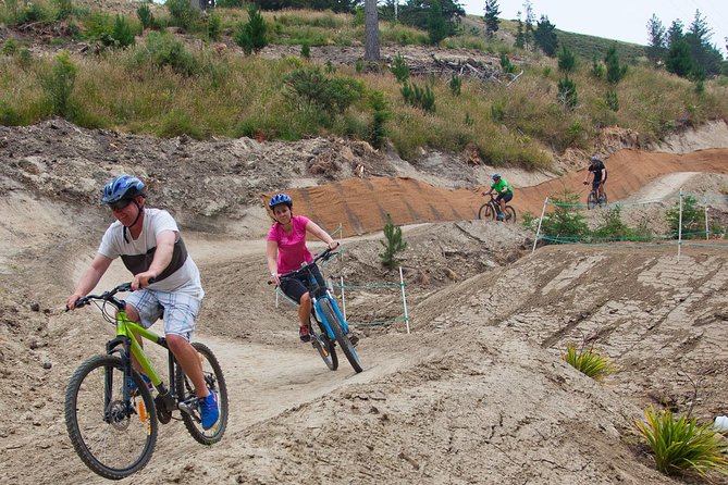 Beginner Downhill Mountain Biking Lesson in Christchurch - Equipment supplied, and what you still need