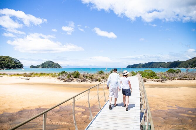 Best Abel Tasman Day trip - Tonga Island Marine Reserve and fur seals