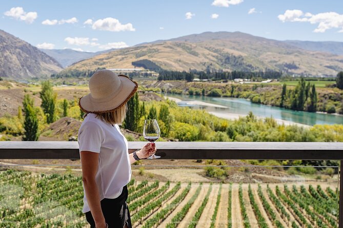 Boutique Wine Tour - visit Central Otago, 4 Wineries & Lunch - Why This Tour Works Well From Queenstown
