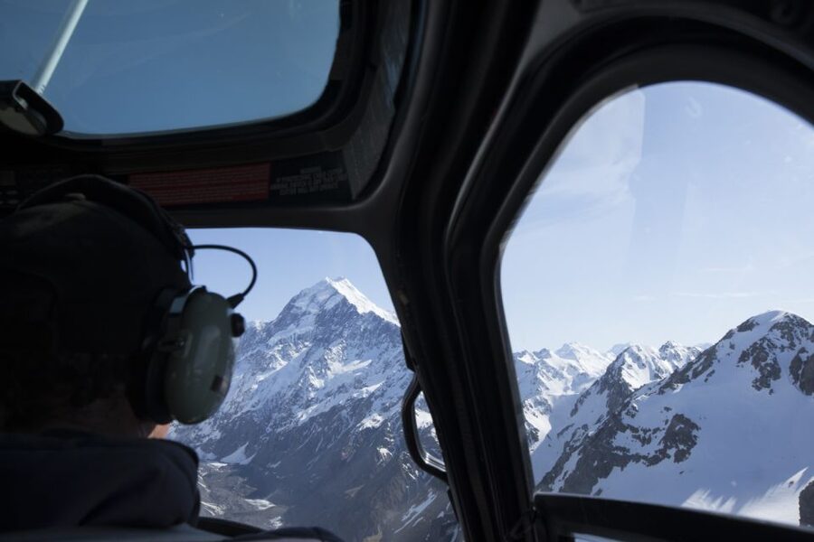 Canterbury: Mount Aorak/Cook Sightseeing Helicopter Flight - What to bring and what to leave behind