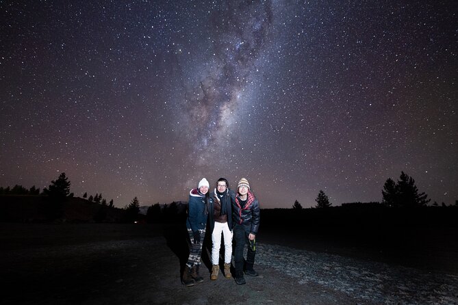 Chameleon Stargazing Shared Tour - The telescope brings planets and nebulae closer