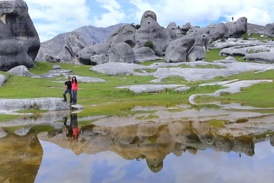 Christchurch: Caving & Optional Castle Hill Tour - Springfield adds one cheerful roadside stop