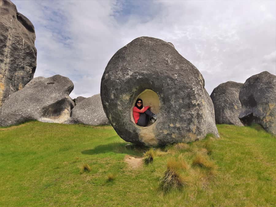 Christchurch: Caving & Optional Castle Hill Tour - What to pack for Cave Stream and Castle Hill