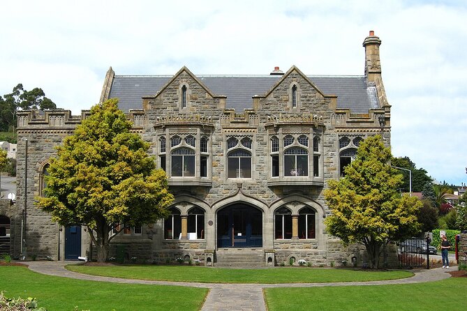 Christchurch City Highlights Half Day Tour - The guides can shape the whole experience