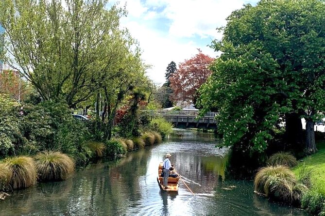 Christchurch City Top Sights Half Day Tour(Small Group Tour) - Cashmere Hill: the best opening view